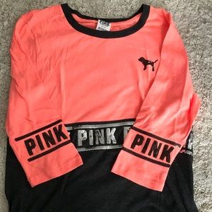 VS PINK quarter sleeve shirt